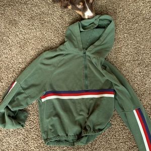 Cute cropped sweater!!